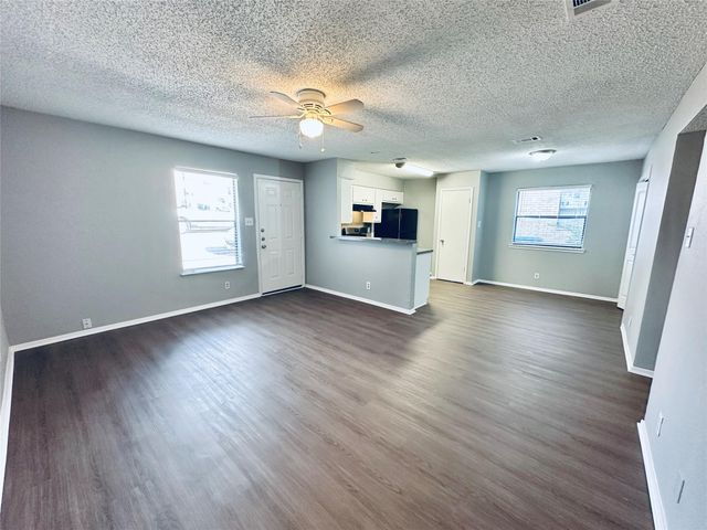 5500 Rose Hill CIR A, Austin, TX 78745