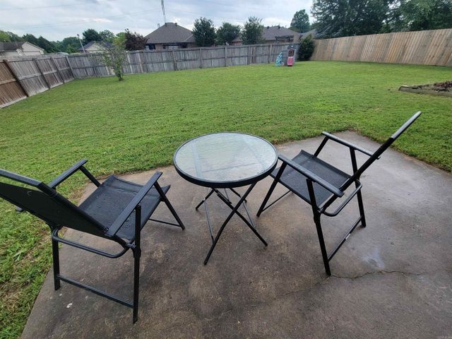 920 Crestliner Dr, Conway, AR 72034