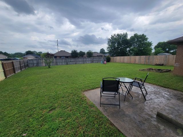 920 Crestliner Dr, Conway, AR 72034