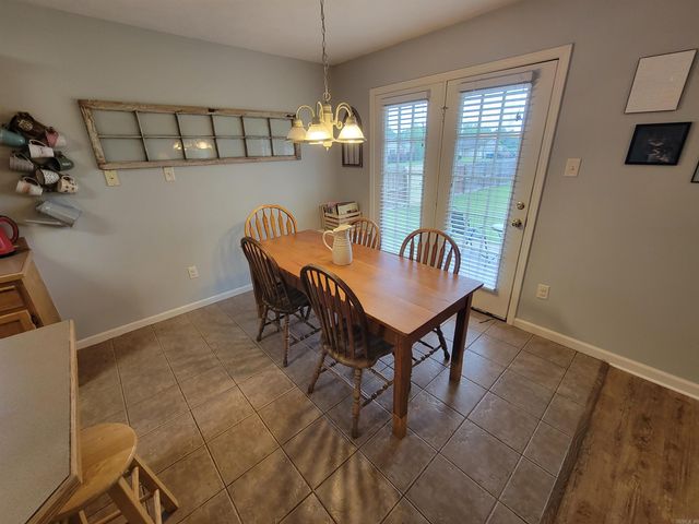 920 Crestliner Dr, Conway, AR 72034
