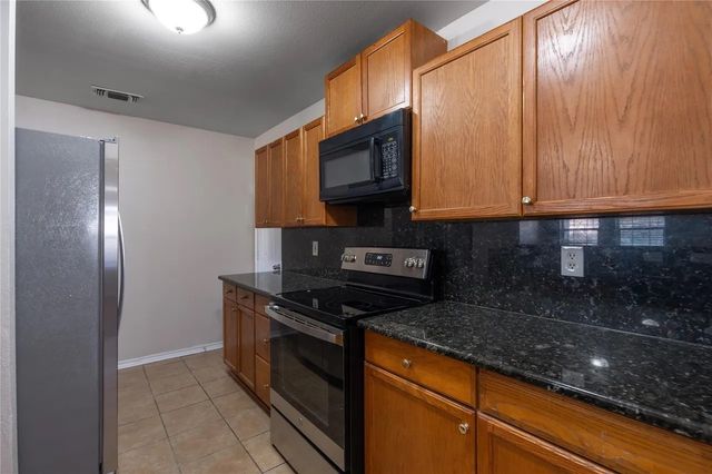 105 Garfield Street, Garland, TX 75042