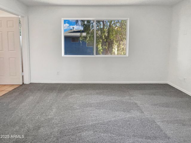 18621 N 4TH Drive, Phoenix, AZ 85027