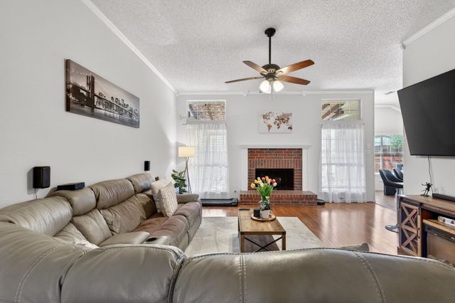 2725 Bordeaux Drive, Mckinney, TX 75070