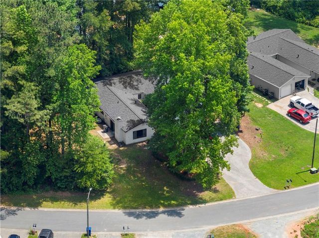 856 Pastel Drive SW, Marietta, GA 30008