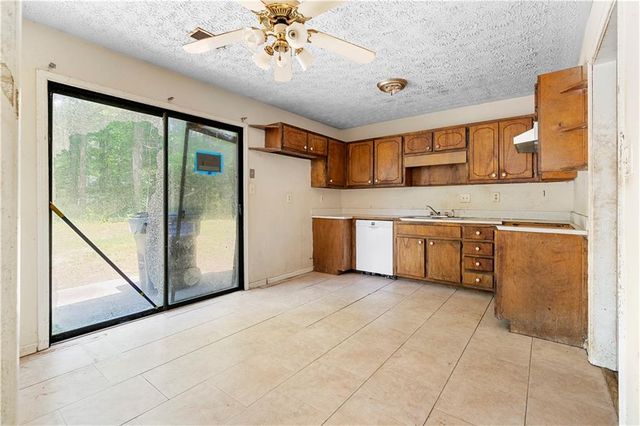 856 Pastel Drive SW, Marietta, GA 30008