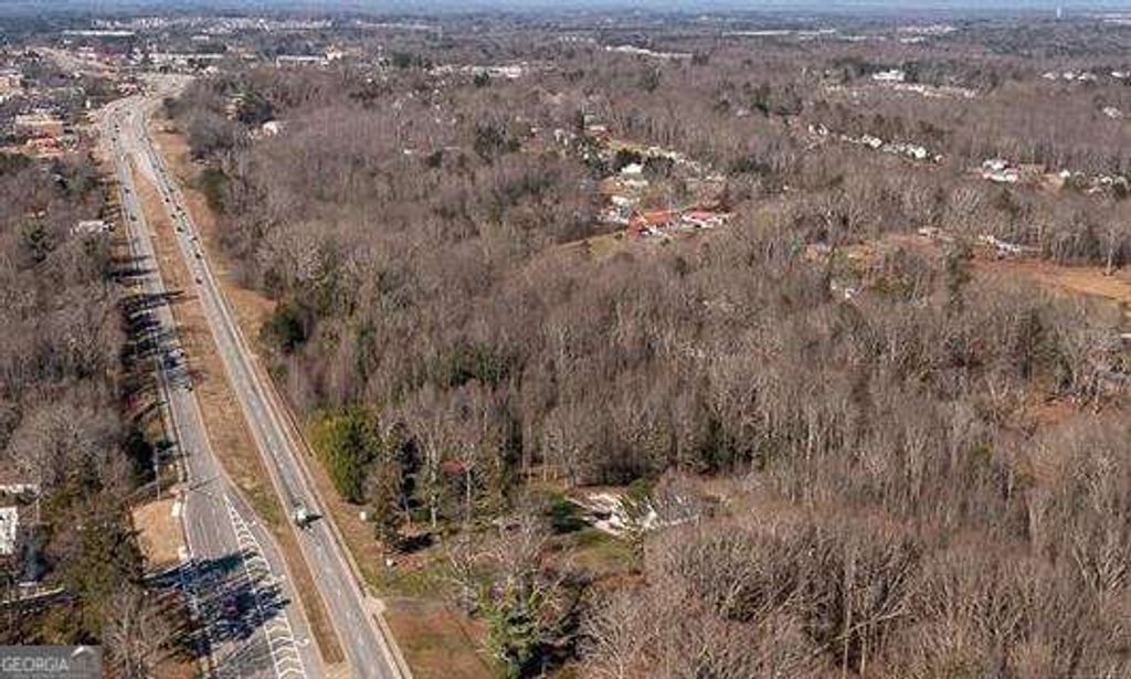 3617 Winder Highway, Flowery Branch, GA 30542