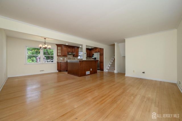 31 Starlit Drive, Middlesex, NJ 08846