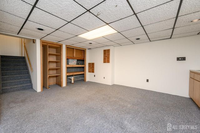 31 Starlit Drive, Middlesex, NJ 08846