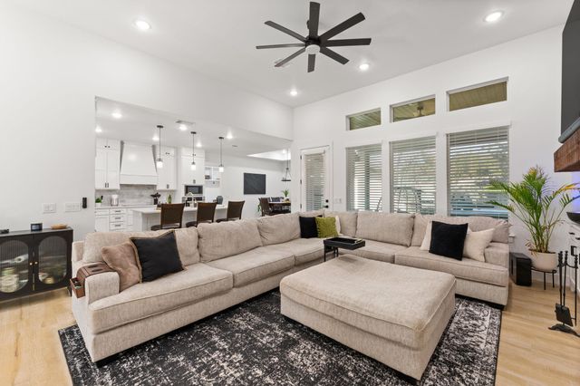 20901 Oak Dale DR, Lago Vista, TX 78645