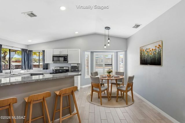 661 S Granite Falls Drive, Tucson, AZ 85748