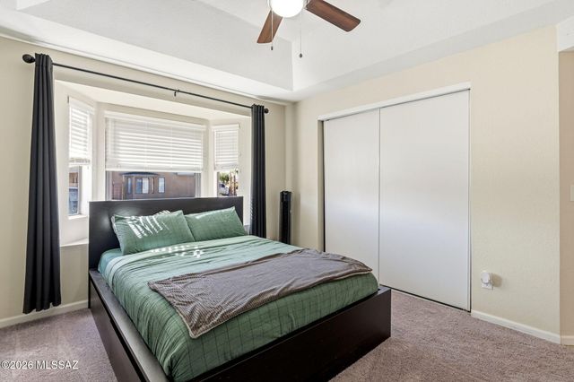 661 S Granite Falls Drive, Tucson, AZ 85748