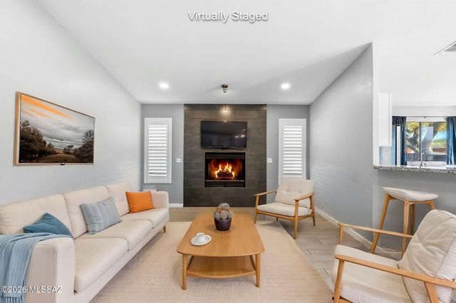 661 S Granite Falls Drive, Tucson, AZ 85748