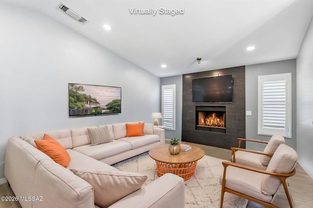 661 S Granite Falls Drive, Tucson, AZ 85748