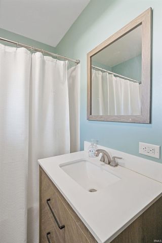 130 Westmoreland West Drive, Kokomo, IN 46901