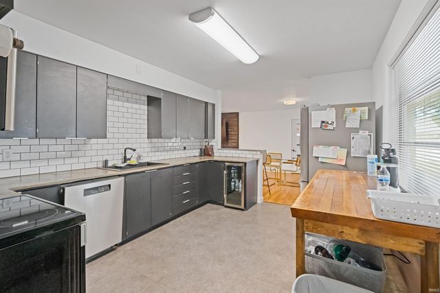 130 Westmoreland West Drive, Kokomo, IN 46901