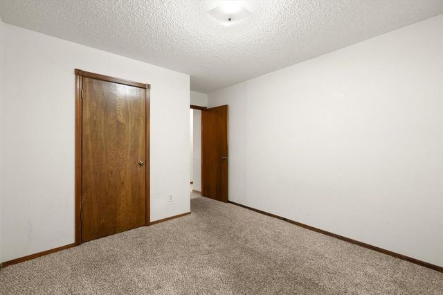 10325 Exter Avenue, Yukon, OK 73099