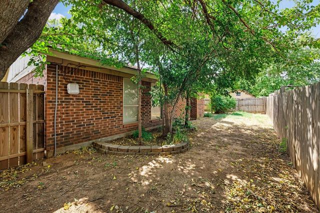 10325 Exter Avenue, Yukon, OK 73099