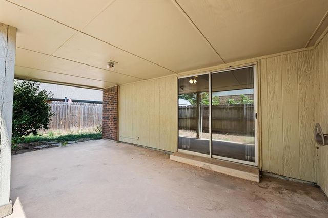 10325 Exter Avenue, Yukon, OK 73099