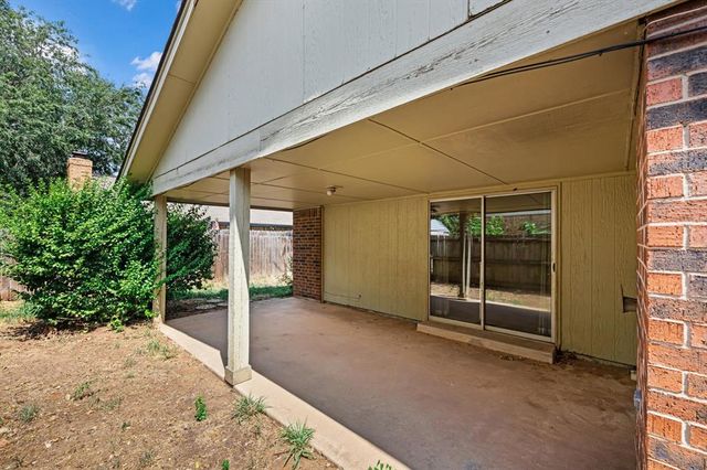 10325 Exter Avenue, Yukon, OK 73099