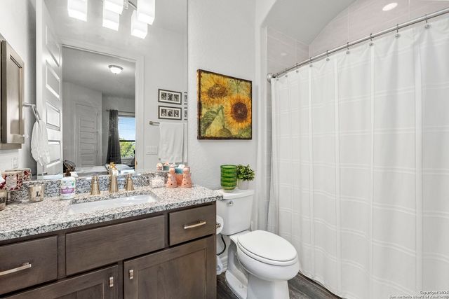 75 E Mariposa Parkway, Boerne, TX 78006