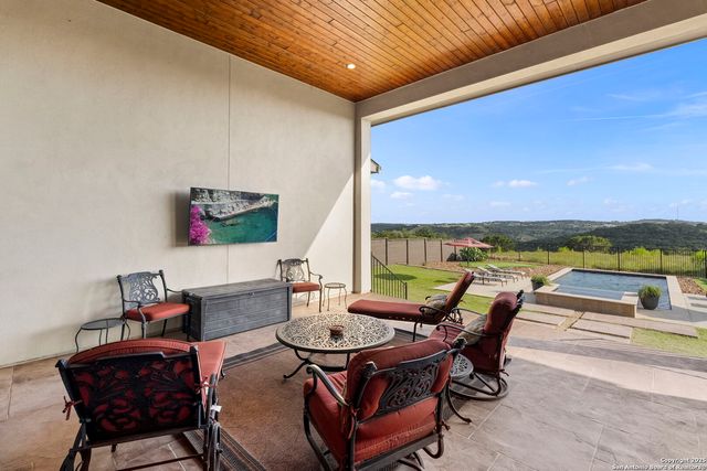75 E Mariposa Parkway, Boerne, TX 78006