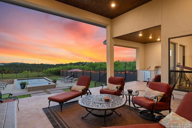 75 E Mariposa Parkway, Boerne, TX 78006