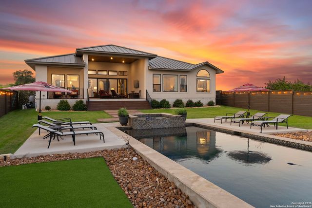 75 E Mariposa Parkway, Boerne, TX 78006