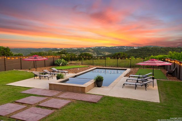 75 E Mariposa Parkway, Boerne, TX 78006