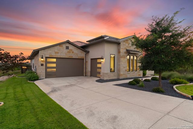 75 E Mariposa Parkway, Boerne, TX 78006