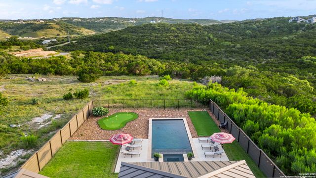 75 E Mariposa Parkway, Boerne, TX 78006