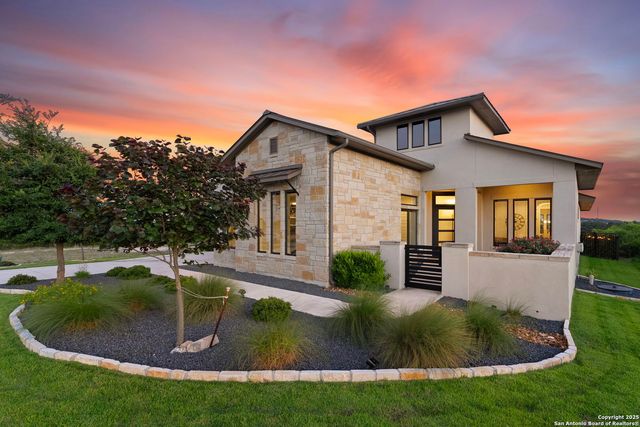 75 E Mariposa Parkway, Boerne, TX 78006