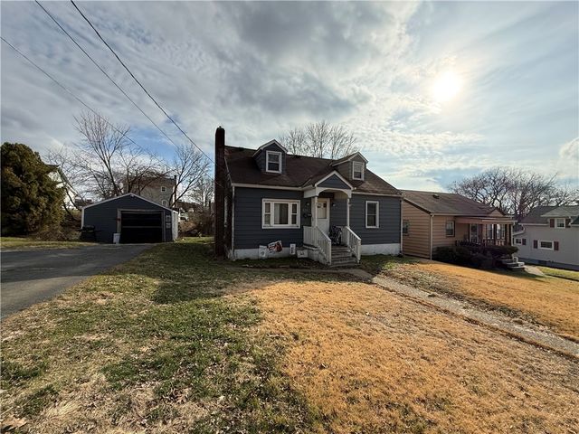 522 E Division St, New Castle, PA 16101