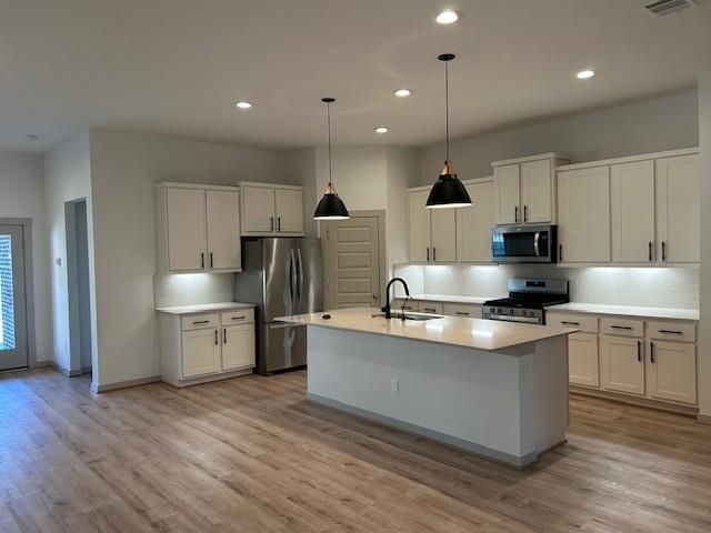 518 Campbell Drive, League City, TX 77573