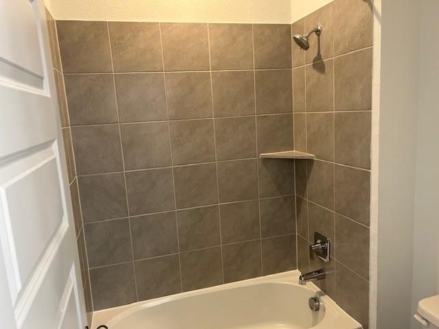 518 Campbell Drive, League City, TX 77573