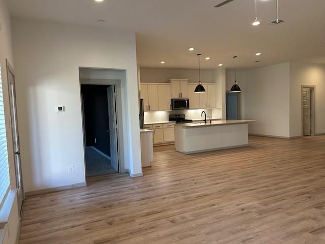 518 Campbell Drive, League City, TX 77573