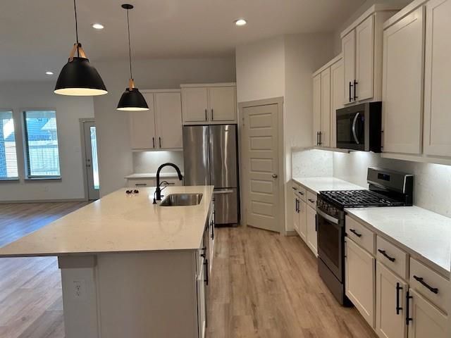 518 Campbell Drive, League City, TX 77573