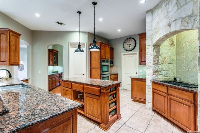 18214 Crystal Cove, San Antonio, TX 78259