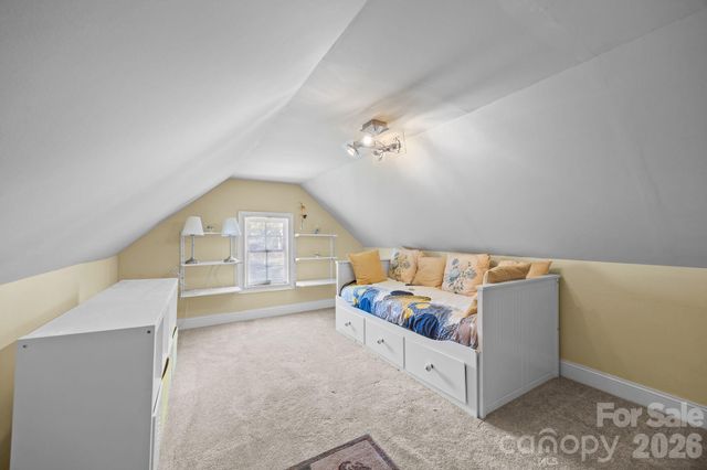 6215 Glencairn Court, Charlotte, NC 28269