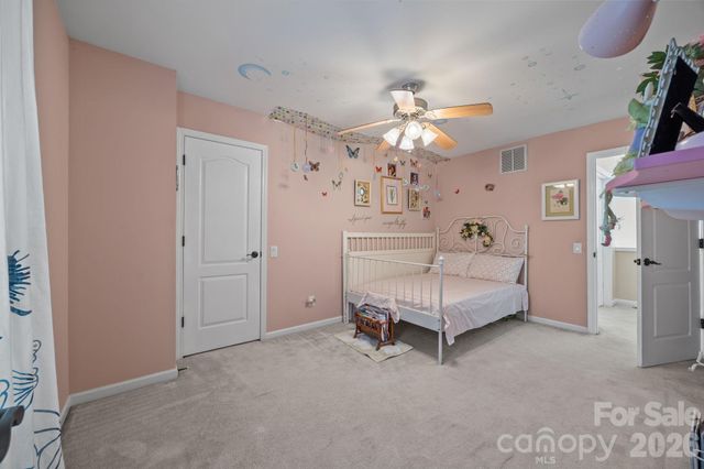 6215 Glencairn Court, Charlotte, NC 28269