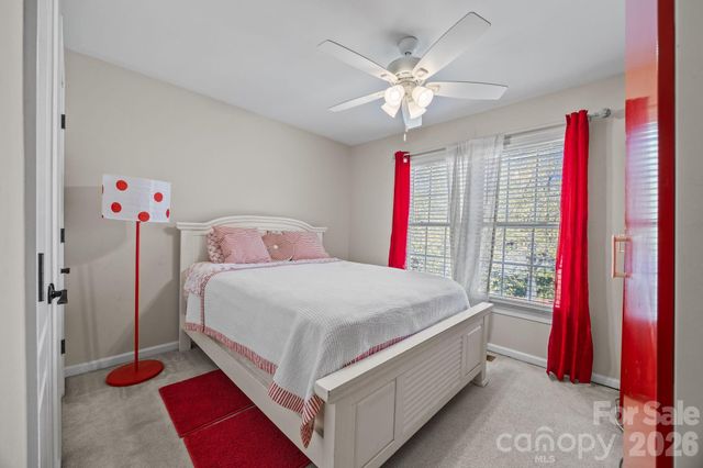 6215 Glencairn Court, Charlotte, NC 28269