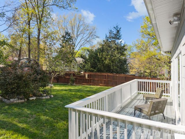 6215 Glencairn Court, Charlotte, NC 28269