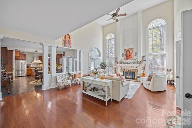 6215 Glencairn Court, Charlotte, NC 28269