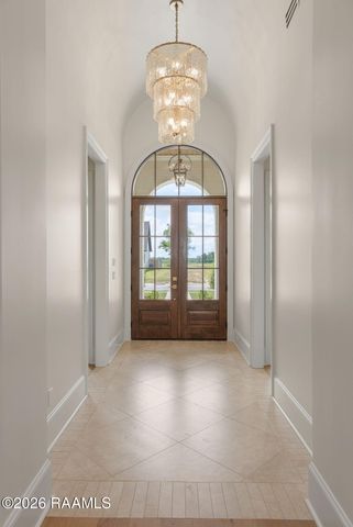 208 Sabal Bend Drive, Youngsville, LA 70592