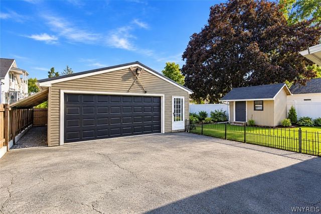 11 Schuler Avenue, Tonawanda, NY 14150