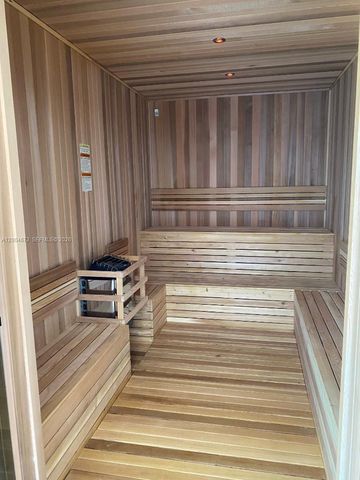 100 Edgewater Dr 102, Coral Gables, FL 33133