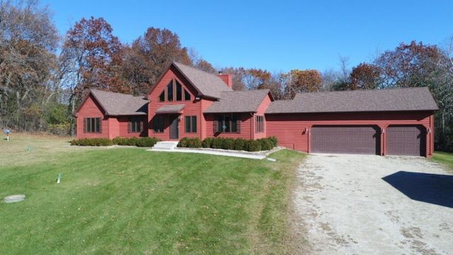 W7918 Timber TRAIL, Whitewater, WI 53190