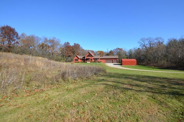 W7918 Timber TRAIL, Whitewater, WI 53190