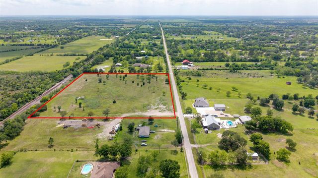 2289 County Road 163, Alvin, TX 77511