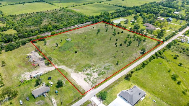 2289 County Road 163, Alvin, TX 77511
