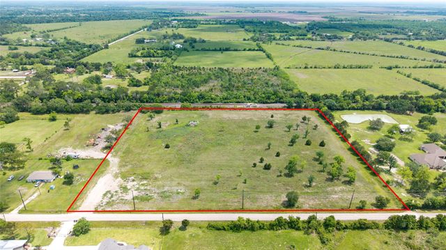 2289 County Road 163, Alvin, TX 77511